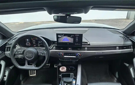 Audi A4, 2024 год, 4 100 000 рублей, 7 фотография