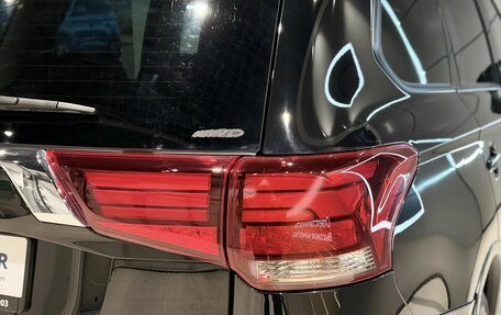 Mitsubishi Outlander III рестайлинг 3, 2015 год, 1 720 000 рублей, 11 фотография