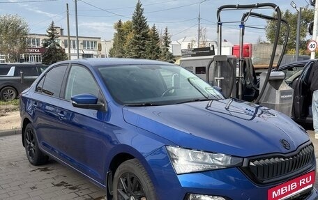 Skoda Rapid II, 2021 год, 1 580 000 рублей, 2 фотография
