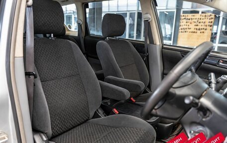 Toyota Ipsum II, 2002 год, 899 000 рублей, 9 фотография