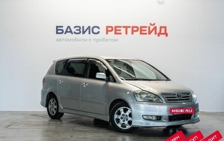 Toyota Ipsum II, 2002 год, 899 000 рублей, 3 фотография