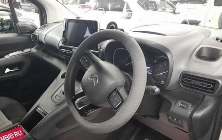 Citroen Berlingo III, 2021 год, 1 180 040 рублей, 9 фотография