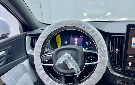 Volvo XC60 II, 2025 год, 5 377 700 рублей, 31 фотография