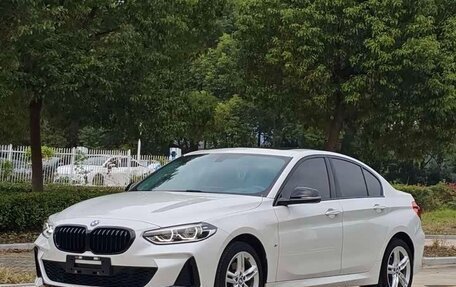 BMW 1 серия, 2023 год, 1 760 001 рублей, 1 фотография