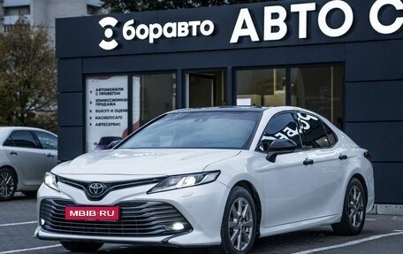 Toyota Camry, 2019 год, 2 580 000 рублей, 1 фотография