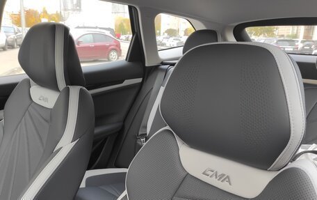 Geely Atlas, 2024 год, 3 380 000 рублей, 14 фотография