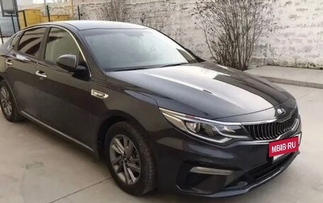 KIA K5 II, 2018 год, 1 800 000 рублей, 12 фотография