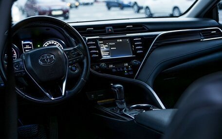 Toyota Camry, 2019 год, 2 580 000 рублей, 8 фотография