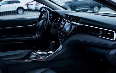 Toyota Camry, 2019 год, 2 580 000 рублей, 27 фотография