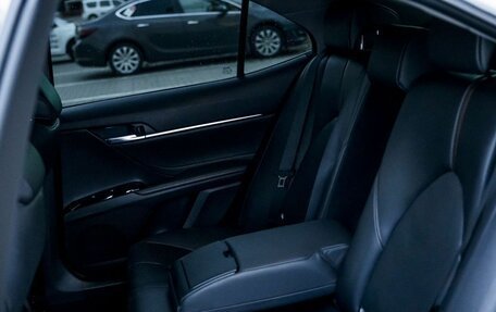 Toyota Camry, 2019 год, 2 580 000 рублей, 24 фотография