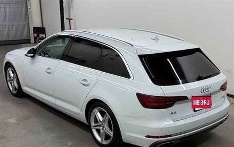 Audi A4, 2020 год, 1 700 000 рублей, 2 фотография