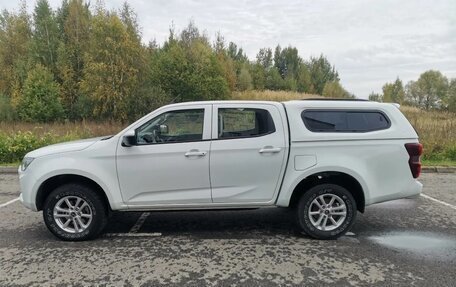 Isuzu D-Max, 2021 год, 2 800 000 рублей, 27 фотография