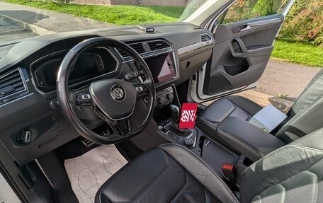Volkswagen Tiguan II, 2019 год, 3 050 000 рублей, 7 фотография