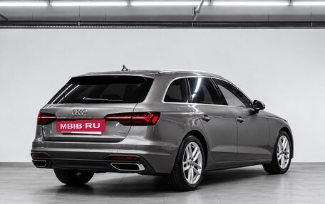 Audi A4, 2019 год, 3 250 000 рублей, 3 фотография