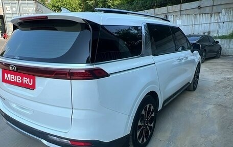 KIA Carnival, 2021 год, 2 800 000 рублей, 2 фотография