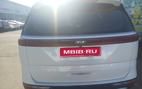 KIA Carnival, 2021 год, 2 800 000 рублей, 31 фотография