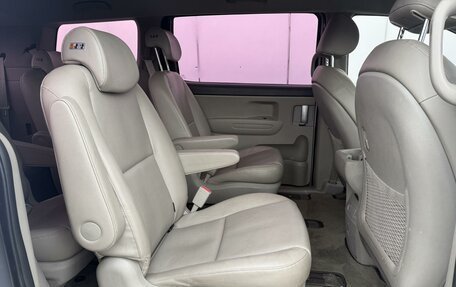 KIA Carnival III, 2018 год, 2 150 000 рублей, 7 фотография
