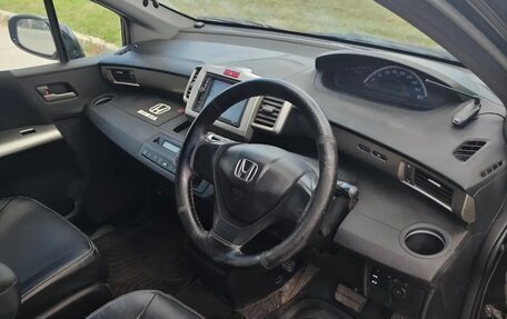 Honda Freed I, 2011 год, 800 000 рублей, 5 фотография