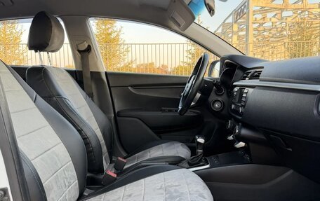 KIA Rio IV, 2019 год, 1 275 000 рублей, 18 фотография