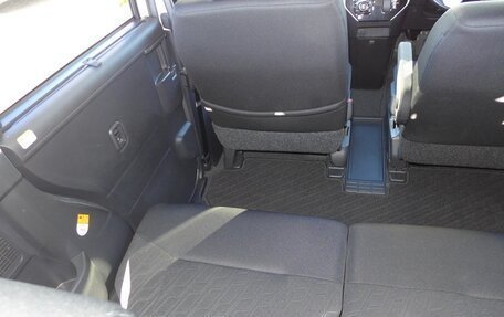 Toyota Roomy I, 2020 год, 1 555 000 рублей, 12 фотография