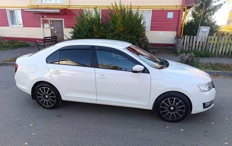 Skoda Rapid I, 2018 год, 990 000 рублей, 4 фотография