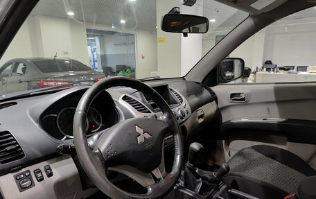 Mitsubishi L200 IV рестайлинг, 2012 год, 1 495 000 рублей, 20 фотография