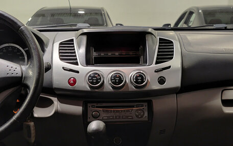 Mitsubishi L200 IV рестайлинг, 2012 год, 1 495 000 рублей, 19 фотография