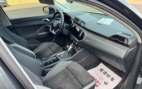 Audi Q3, 2022 год, 2 300 000 рублей, 11 фотография