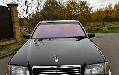 Mercedes-Benz C-Класс, 1994 год, 600 000 рублей, 2 фотография
