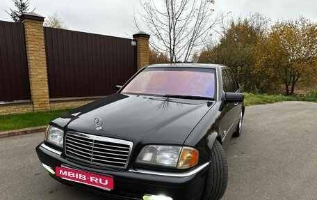 Mercedes-Benz C-Класс, 1994 год, 600 000 рублей, 3 фотография
