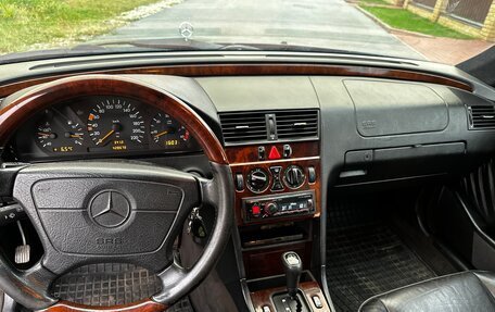Mercedes-Benz C-Класс, 1994 год, 600 000 рублей, 15 фотография