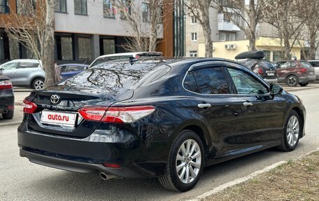 Toyota Camry, 2018 год, 2 450 000 рублей, 9 фотография