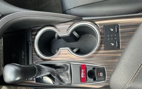 Toyota Camry, 2018 год, 2 450 000 рублей, 18 фотография