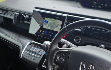 Honda Stepwgn IV, 2016 год, 1 700 000 рублей, 5 фотография