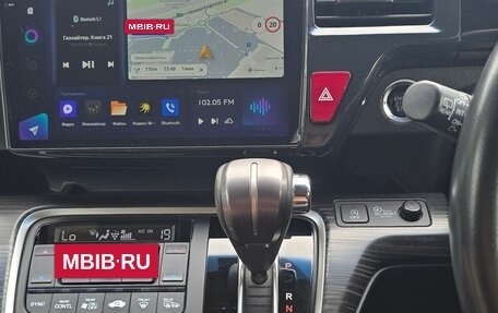 Honda Stepwgn IV, 2016 год, 1 700 000 рублей, 2 фотография