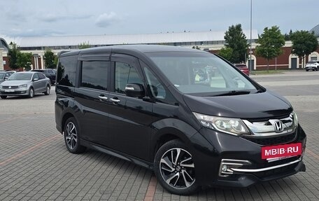 Honda Stepwgn IV, 2016 год, 1 700 000 рублей, 18 фотография