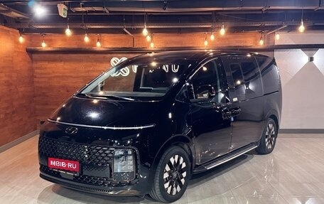 Hyundai Staria, 2022 год, 4 950 000 рублей, 1 фотография