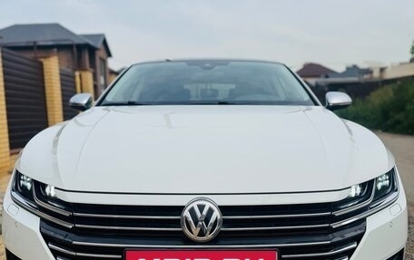 Volkswagen Arteon I, 2018 год, 3 200 000 рублей, 1 фотография