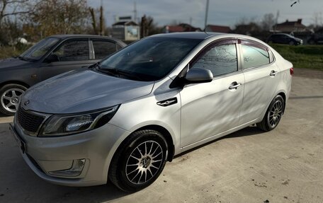KIA Rio III рестайлинг, 2014 год, 875 000 рублей, 4 фотография