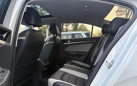 Volkswagen Bora, 2023 год, 1 590 001 рублей, 12 фотография