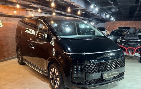 Hyundai Staria, 2022 год, 4 950 000 рублей, 3 фотография