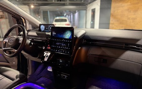 Hyundai Staria, 2022 год, 4 950 000 рублей, 9 фотография