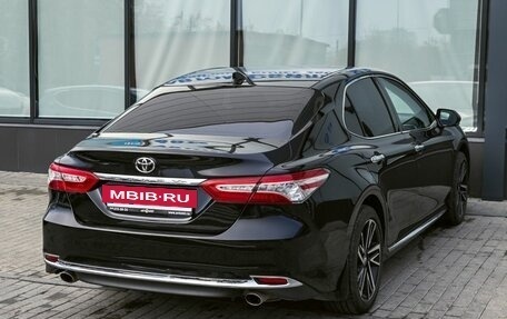 Toyota Camry, 2023 год, 3 645 000 рублей, 5 фотография
