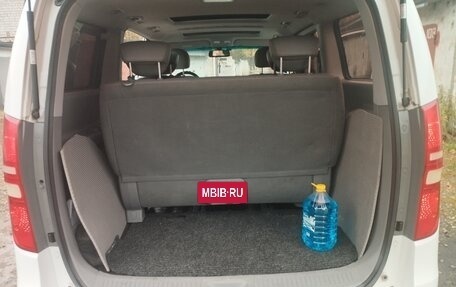 Hyundai H-1 II рестайлинг, 2012 год, 1 760 000 рублей, 11 фотография