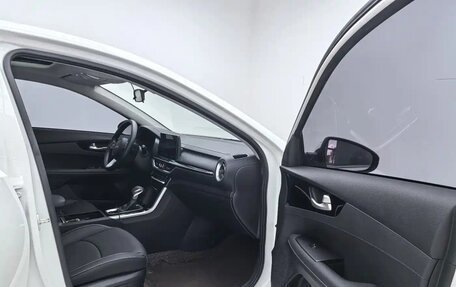 KIA K3, 2021 год, 1 400 000 рублей, 13 фотография