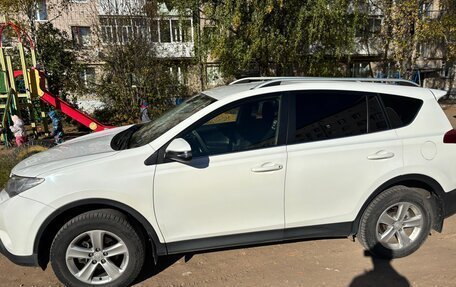 Toyota RAV4, 2012 год, 1 650 000 рублей, 2 фотография