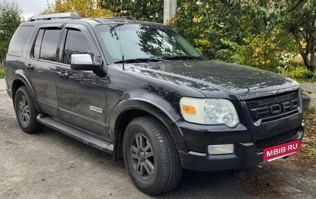 Ford Explorer IV, 2005 год, 900 000 рублей, 2 фотография