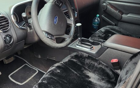 Ford Explorer IV, 2005 год, 900 000 рублей, 5 фотография