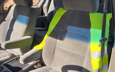 KIA Carnival III, 2004 год, 458 000 рублей, 11 фотография