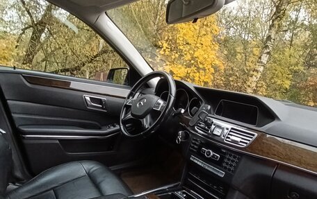 Mercedes-Benz E-Класс, 2013 год, 1 450 000 рублей, 13 фотография